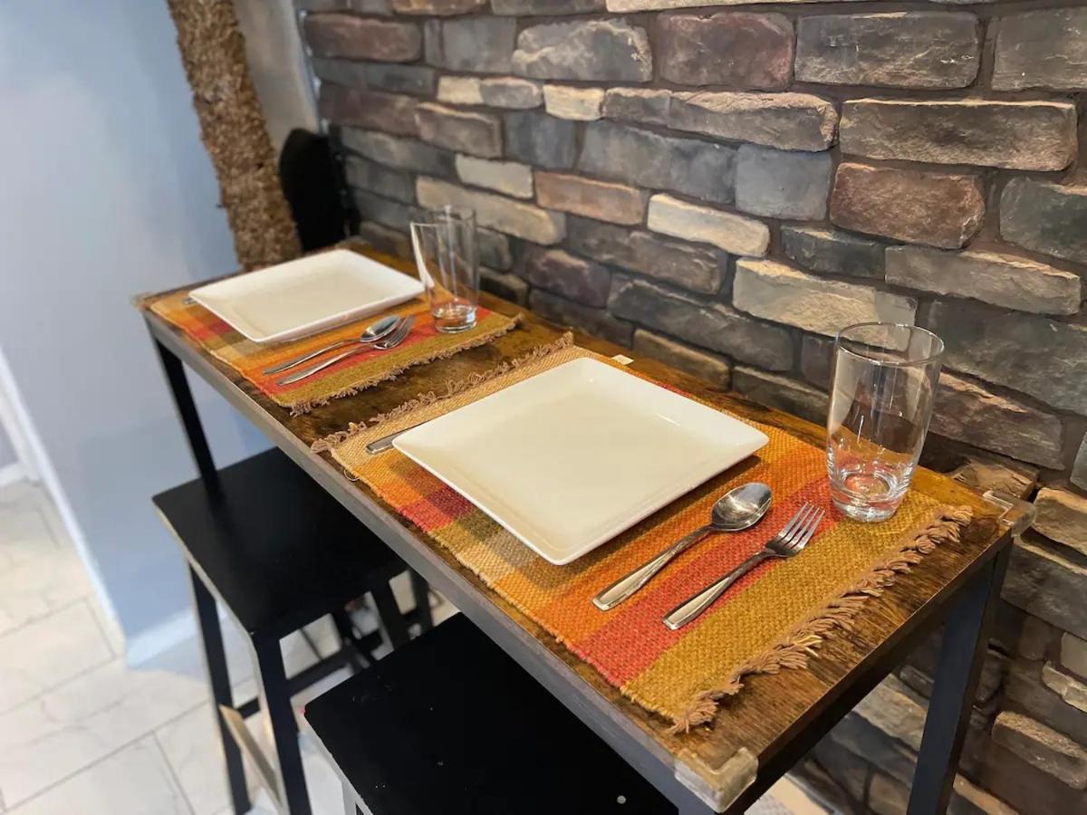 Brooklyn Spacious Space With Private Entrance, Bathroom, & Backyard - Full-Kitchen Nova York Exterior foto