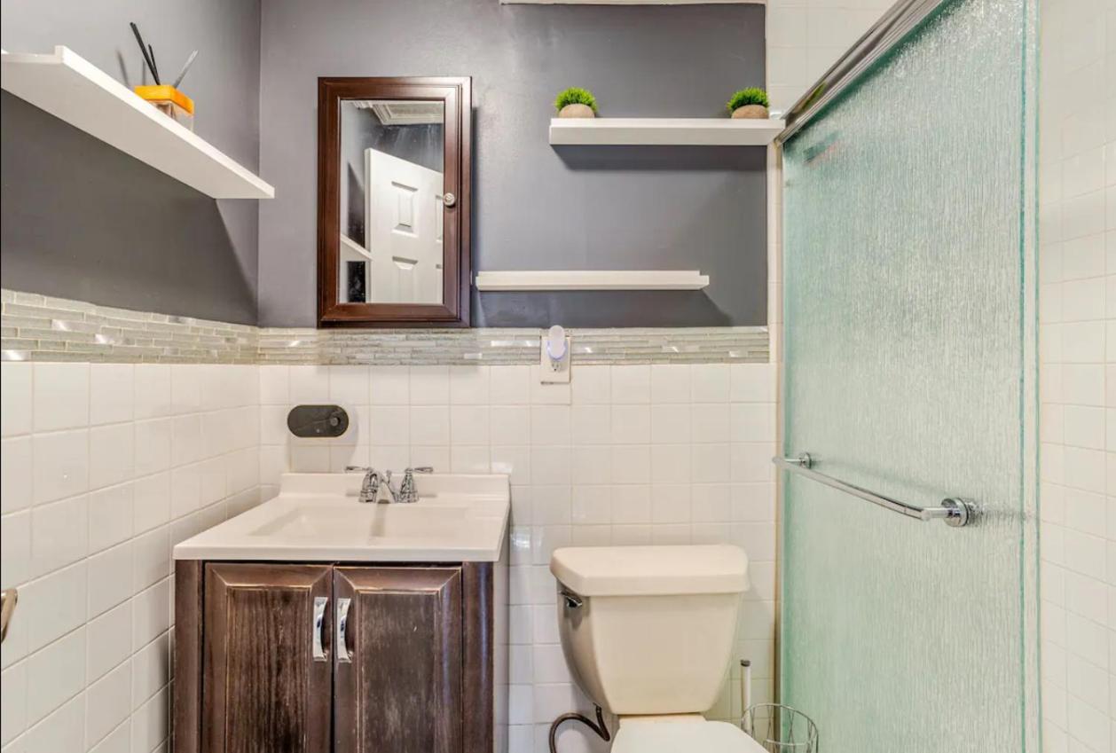 Brooklyn Spacious Space With Private Entrance, Bathroom, & Backyard - Full-Kitchen Nova York Exterior foto